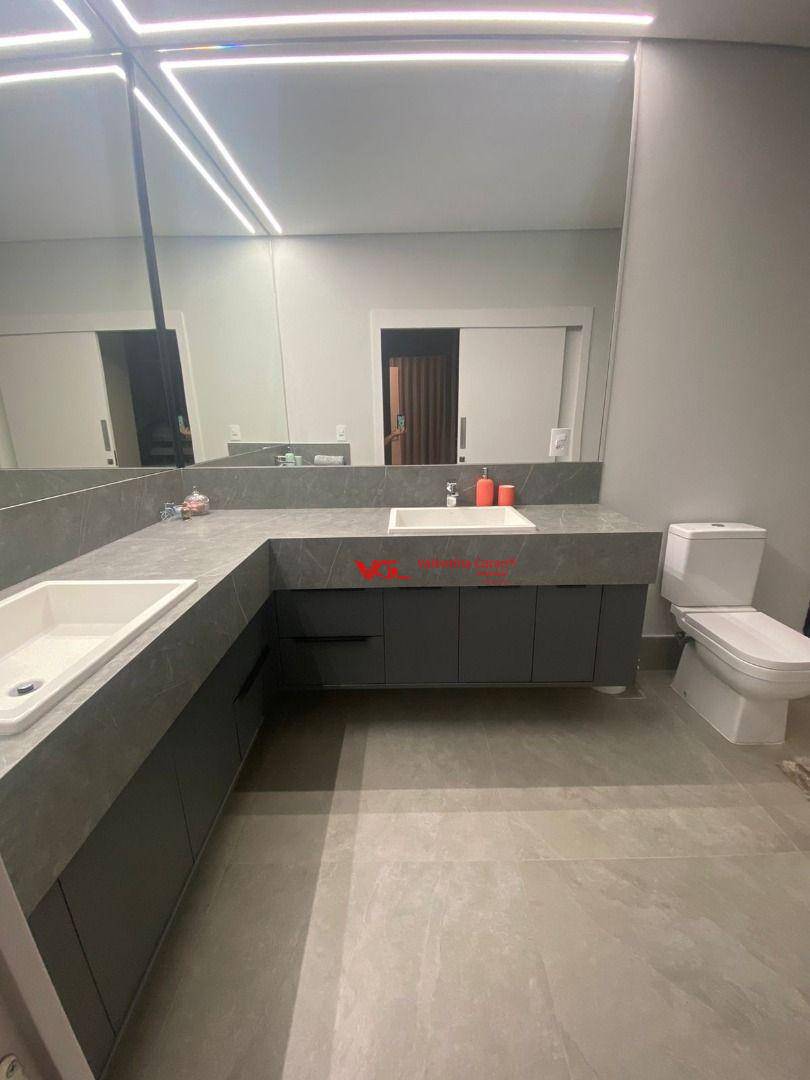 Sobrado à venda com 4 quartos, 377m² - Foto 25