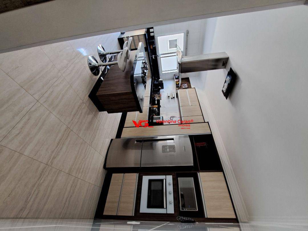Sobrado à venda com 3 quartos, 216m² - Foto 6