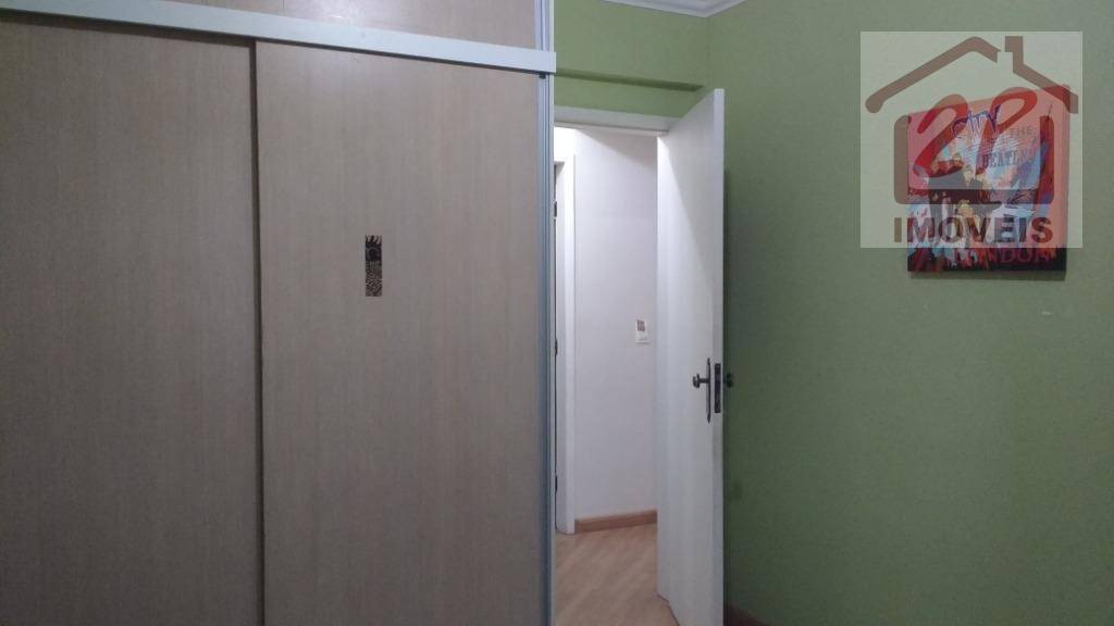 Apartamento à venda com 4 quartos, 204m² - Foto 18