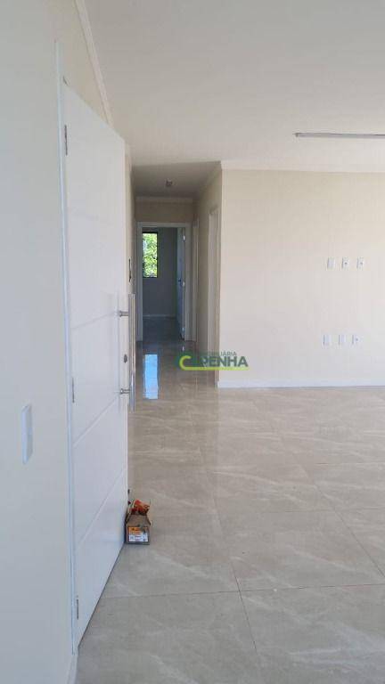 Apartamento à venda com 3 quartos, 95m² - Foto 7