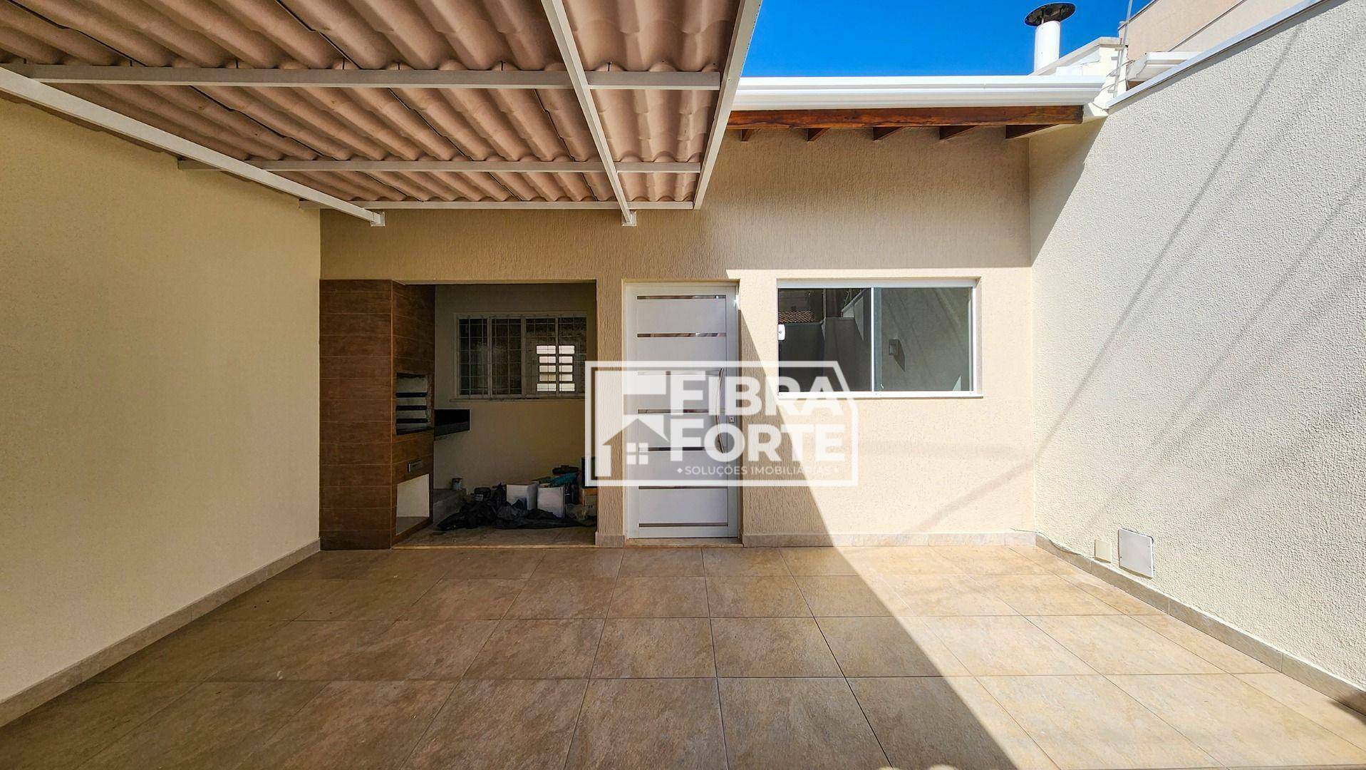 Casa à venda com 3 quartos, 100m² - Foto 2