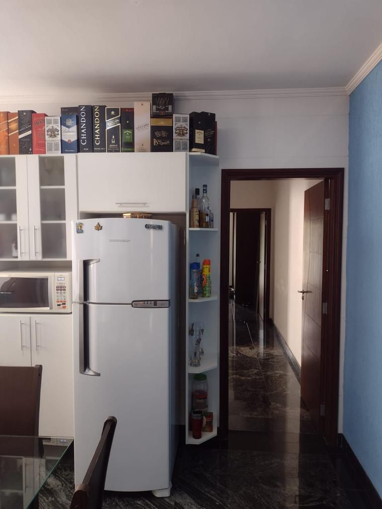 Casa à venda com 2 quartos, 150m² - Foto 9