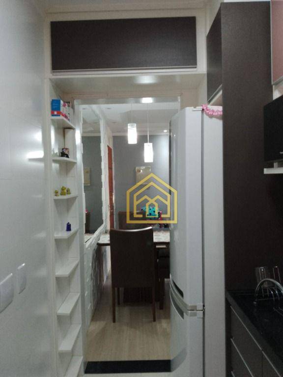 Apartamento à venda com 2 quartos, 48m² - Foto 8