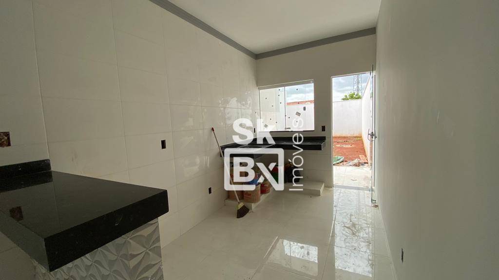 Casa à venda com 2 quartos, 66m² - Foto 8