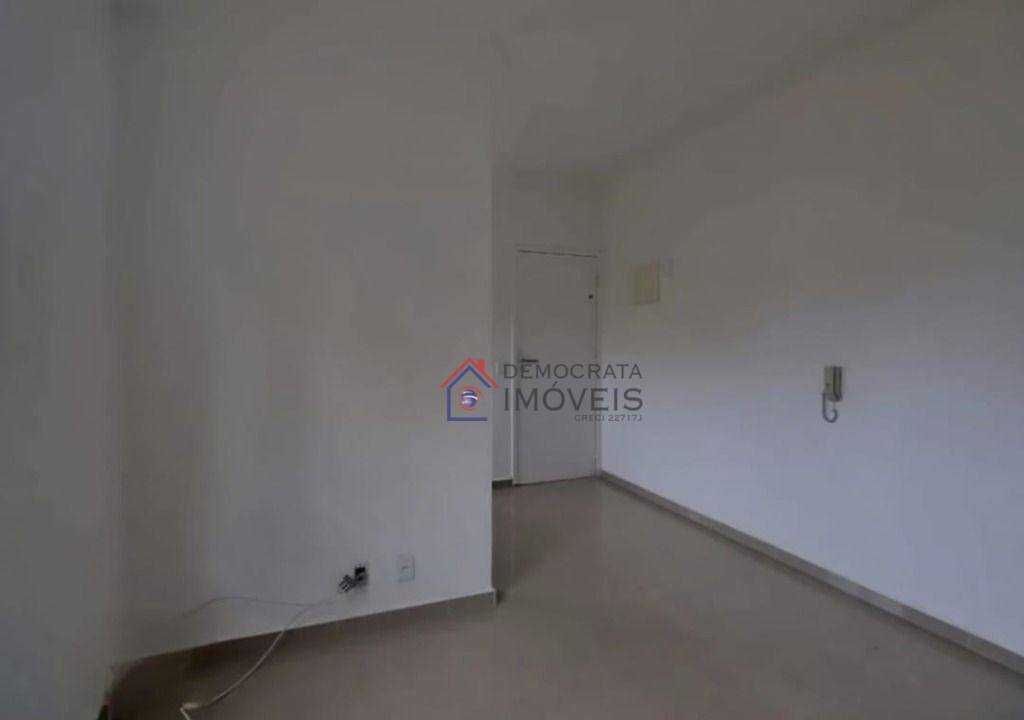 Apartamento à venda com 2 quartos, 48m² - Foto 3