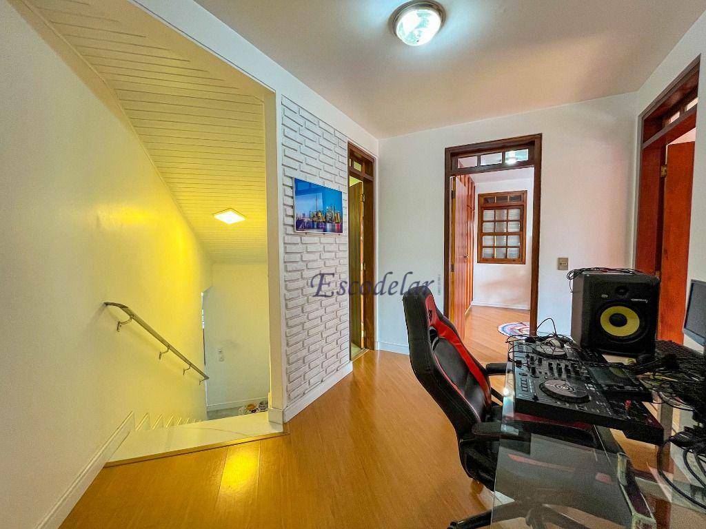 Casa à venda com 3 quartos, 250m² - Foto 25