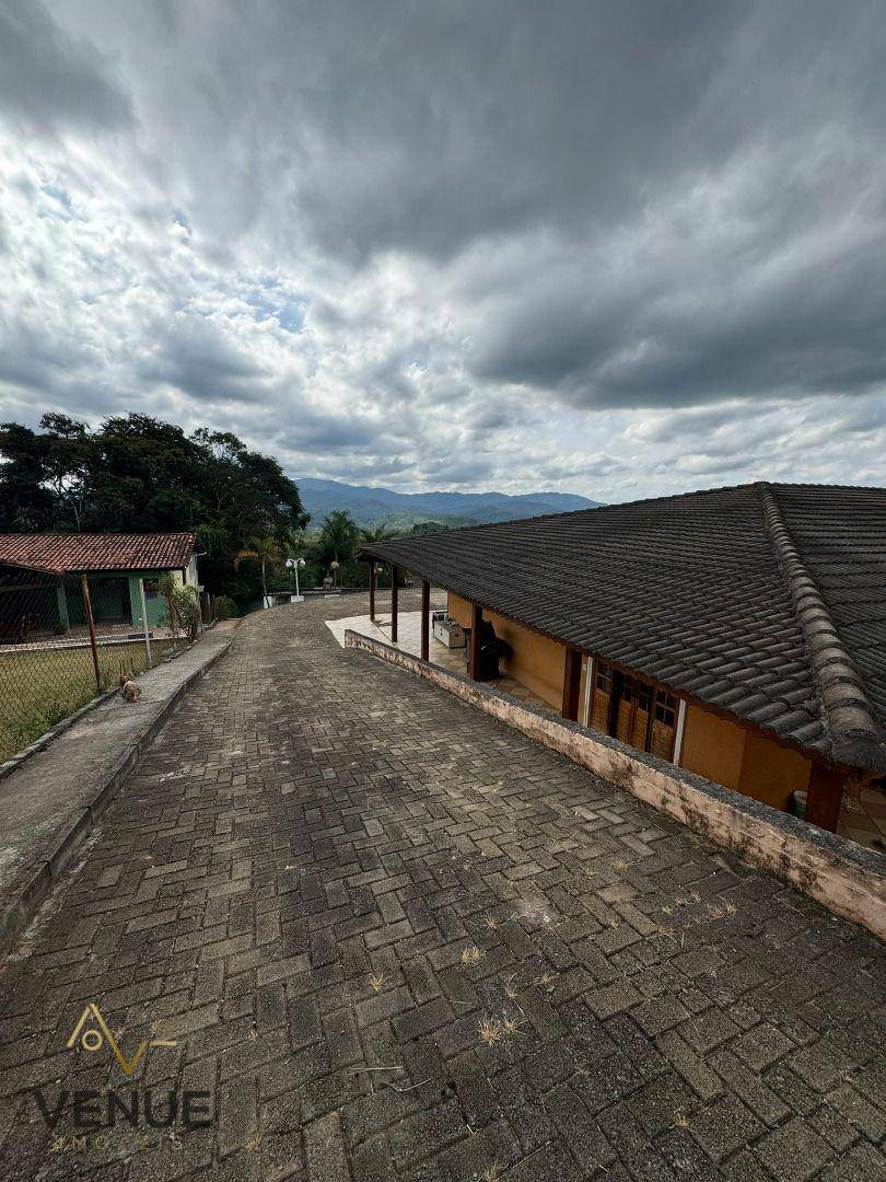 Chácara à venda com 3 quartos, 650m² - Foto 26