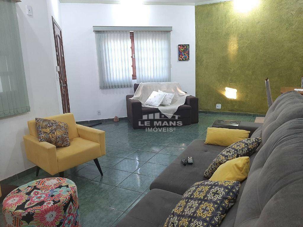 Casa de Condomínio à venda com 3 quartos, 190m² - Foto 2