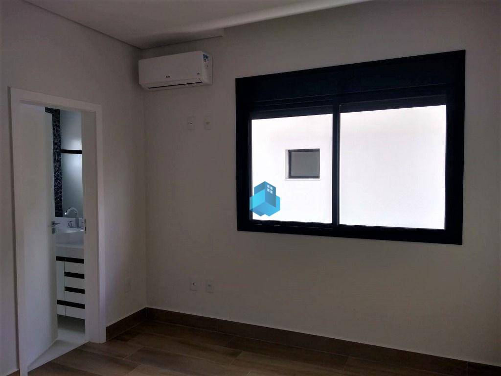 Casa à venda com 3 quartos, 330m² - Foto 21