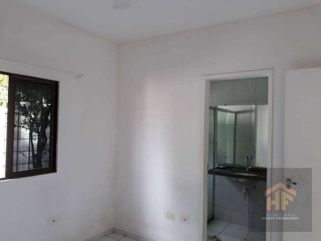 Casa à venda com 3 quartos, 109m² - Foto 10