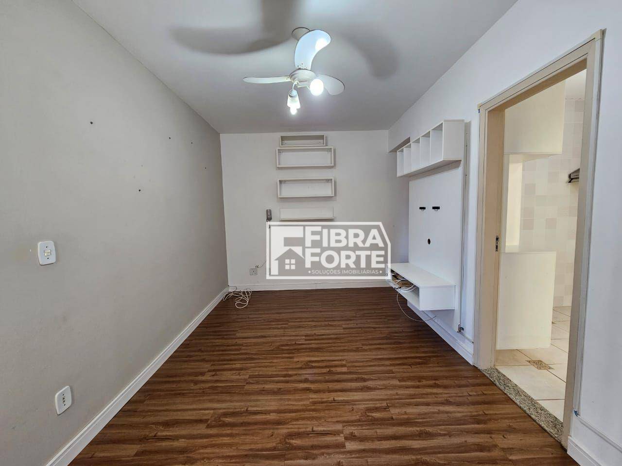 Apartamento à venda com 1 quarto, 40m² - Foto 1