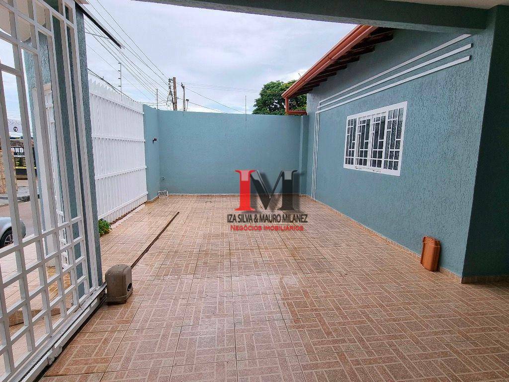 Casa para alugar com 3 quartos, 200m² - Foto 43