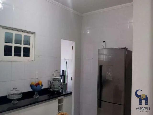 Apartamento à venda com 3 quartos, 142m² - Foto 18