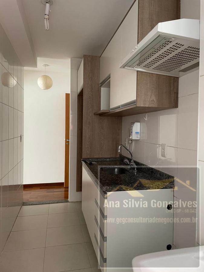 Apartamento para alugar com 2 quartos, 54m² - Foto 14