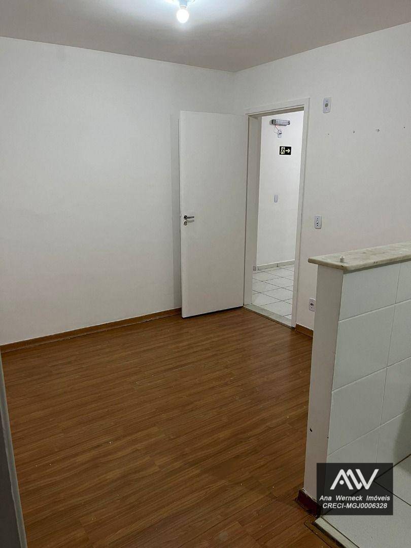 Apartamento à venda com 2 quartos, 45m² - Foto 3