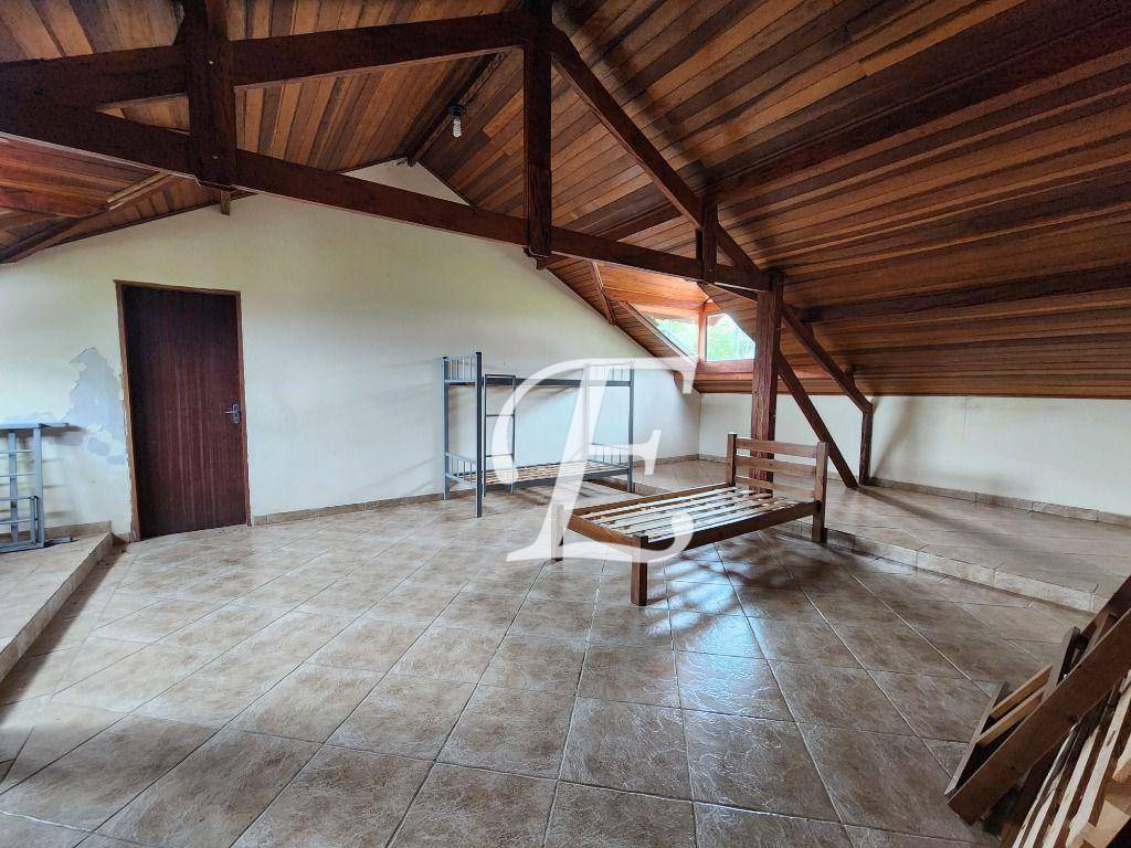 Chácara à venda com 3 quartos, 334m² - Foto 13