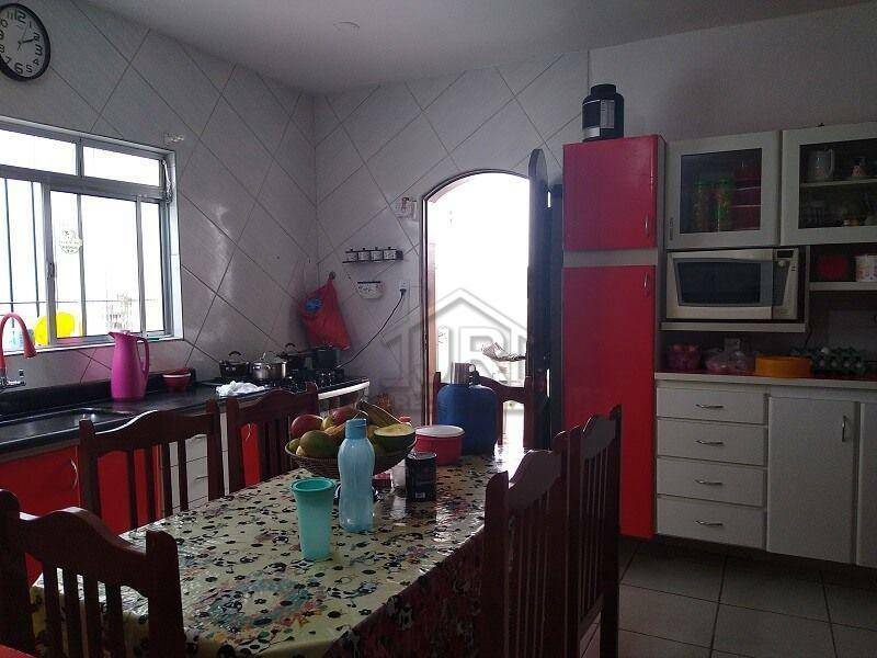 Sobrado à venda com 2 quartos, 182M2 - Foto 1