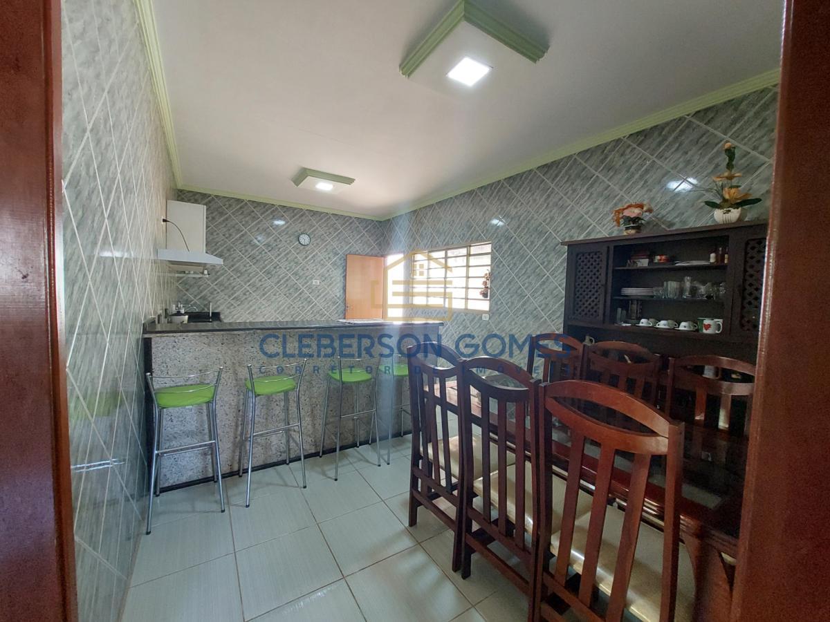 Casa à venda com 3 quartos, 360m² - Foto 18