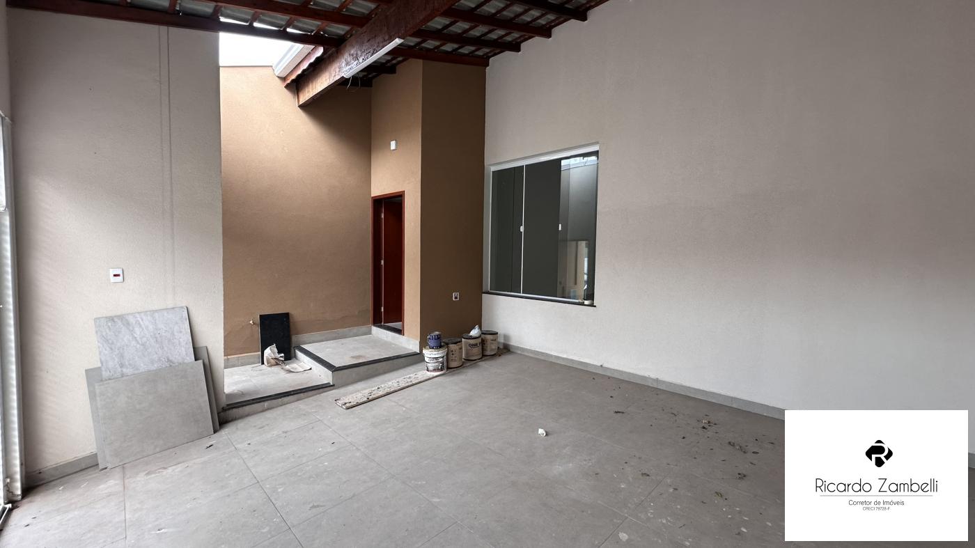 Casa à venda com 3 quartos, 140m² - Foto 2