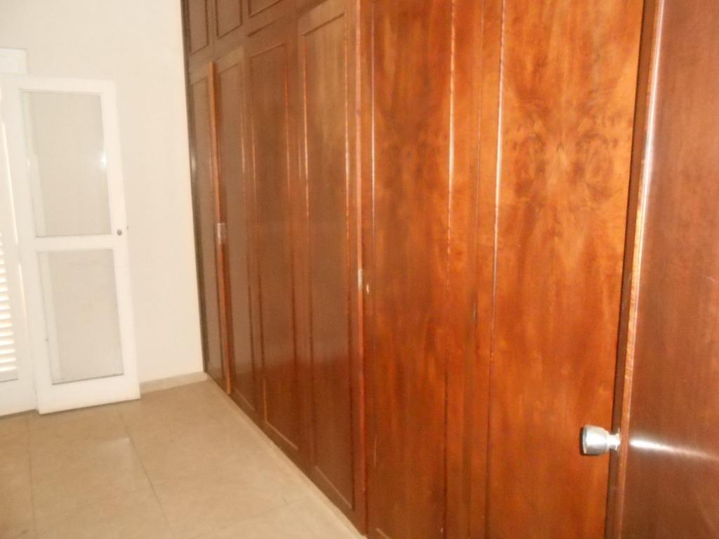 Casa para alugar com 3 quartos, 320m² - Foto 26