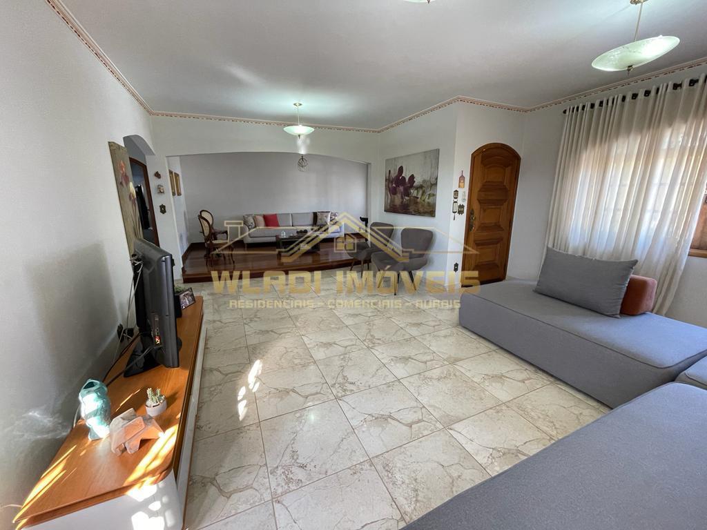 Casa à venda com 2 quartos, 260m² - Foto 5