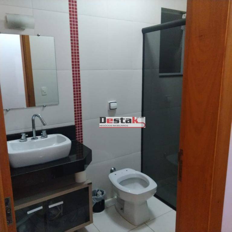 Sobrado à venda com 3 quartos, 180m² - Foto 9