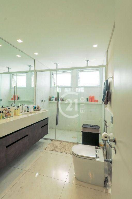 Casa à venda com 4 quartos, 420m² - Foto 33