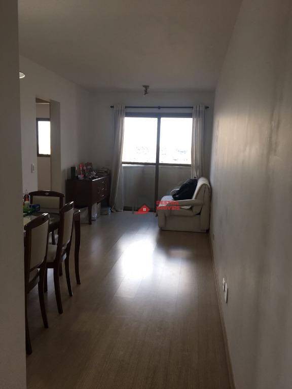 Apartamento à venda com 2 quartos, 65m² - Foto 3