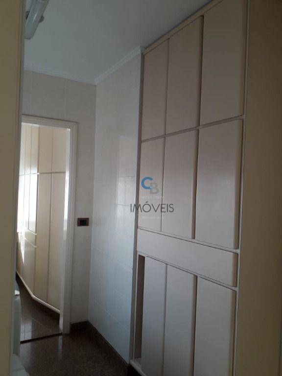 Apartamento à venda com 3 quartos, 137m² - Foto 8