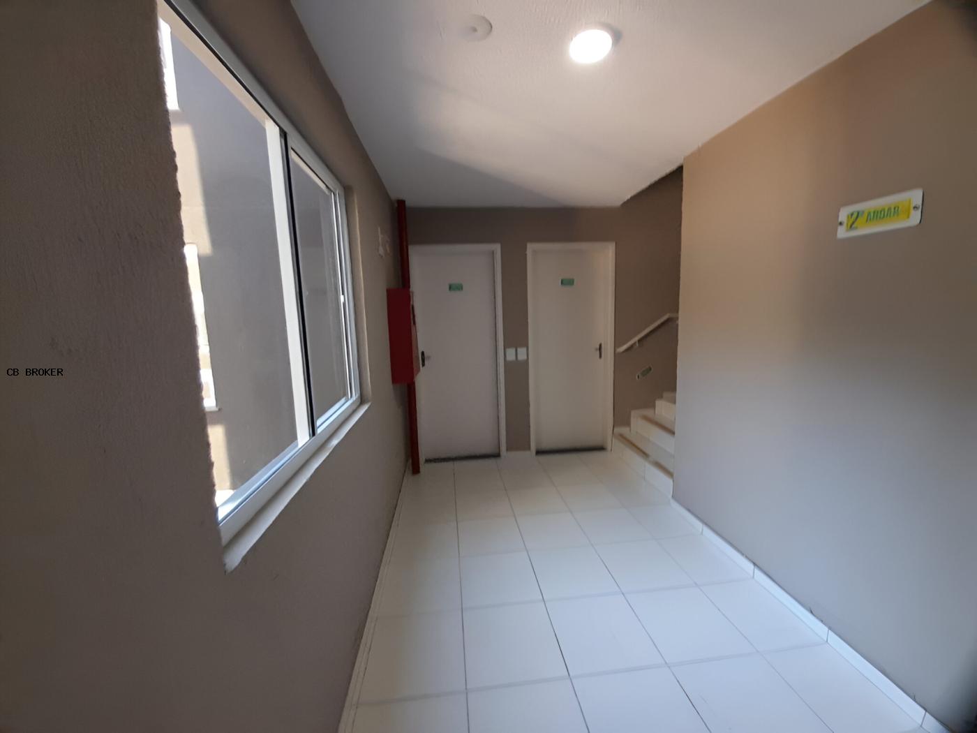 Apartamento à venda com 2 quartos, 40m² - Foto 17