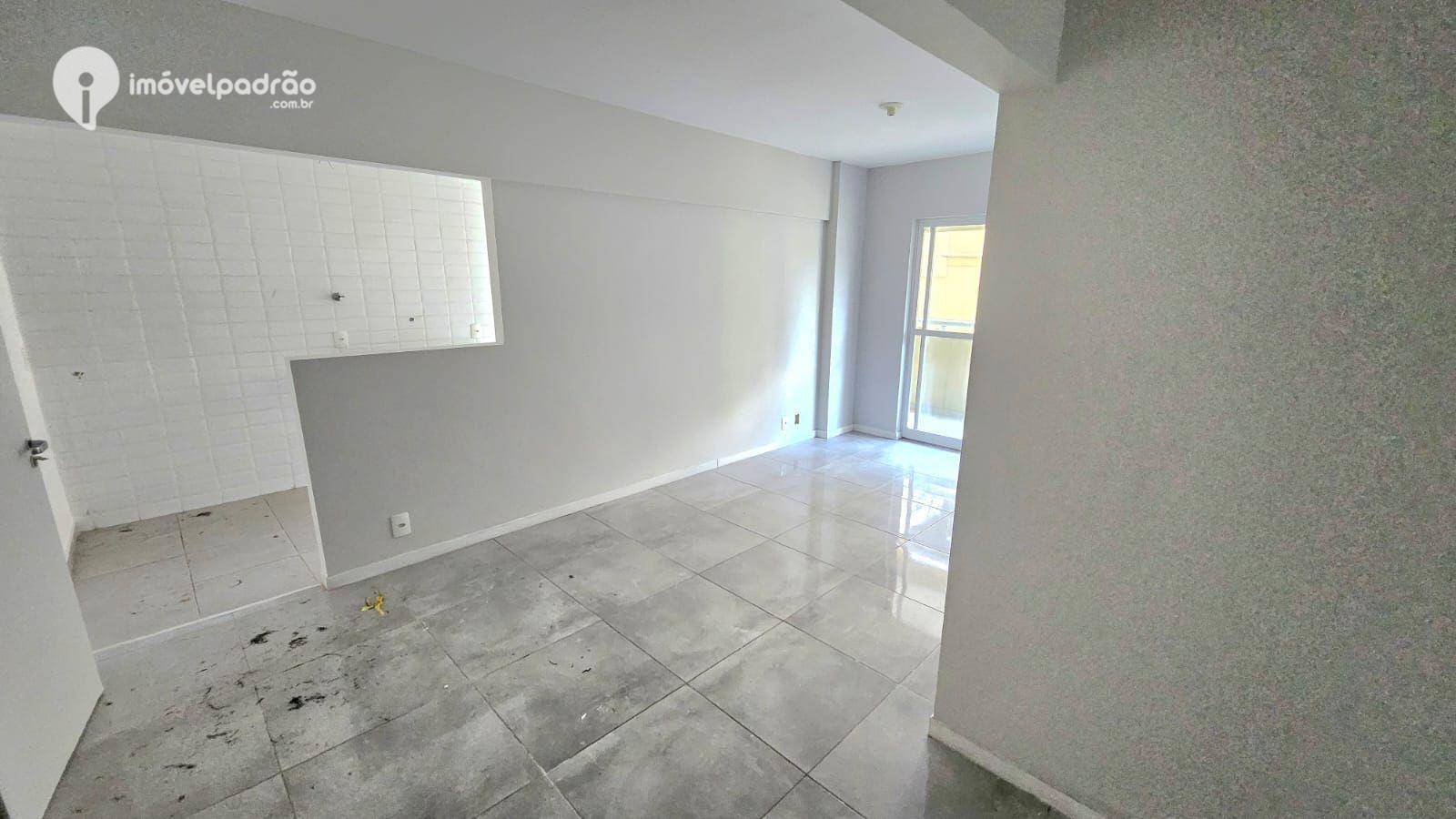 Apartamento à venda com 2 quartos, 60m² - Foto 15