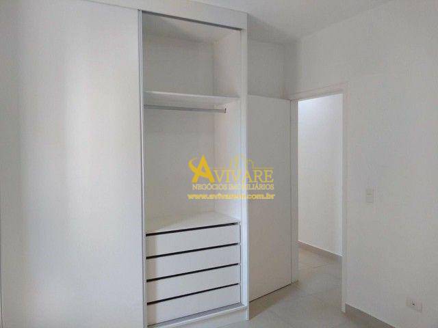 Apartamento para alugar com 3 quartos, 65m² - Foto 18