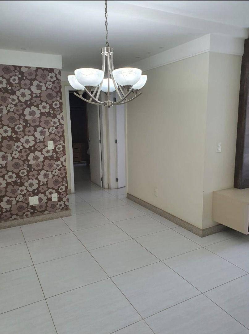 Apartamento à venda com 2 quartos, 65m² - Foto 10