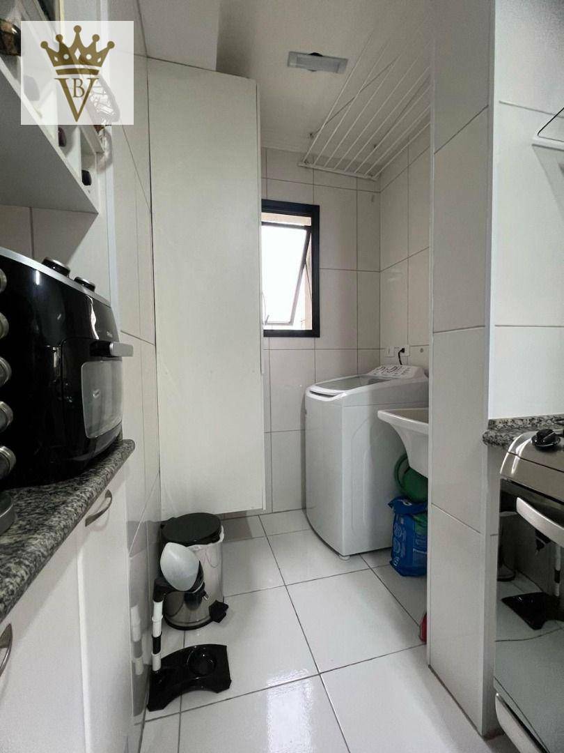 Apartamento à venda com 2 quartos, 68m² - Foto 6