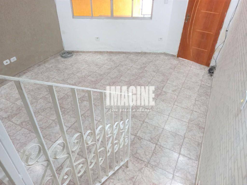 Sobrado à venda com 2 quartos, 85m² - Foto 3