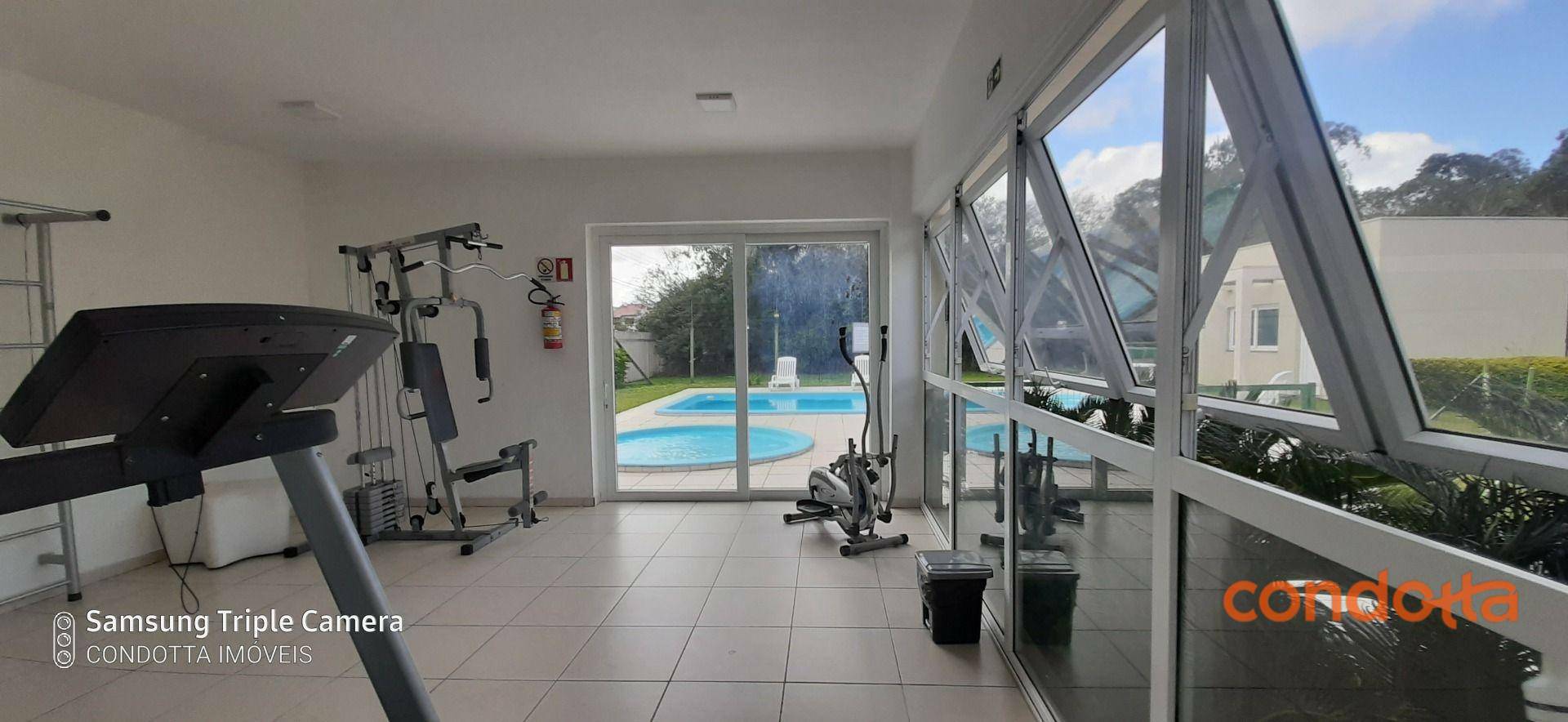 Casa para alugar com 3 quartos, 97m² - Foto 32