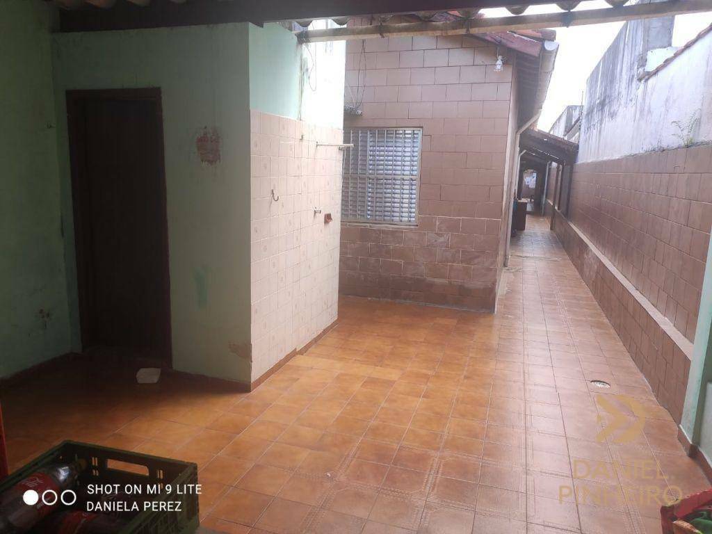 Casa à venda com 3 quartos, 100m² - Foto 15