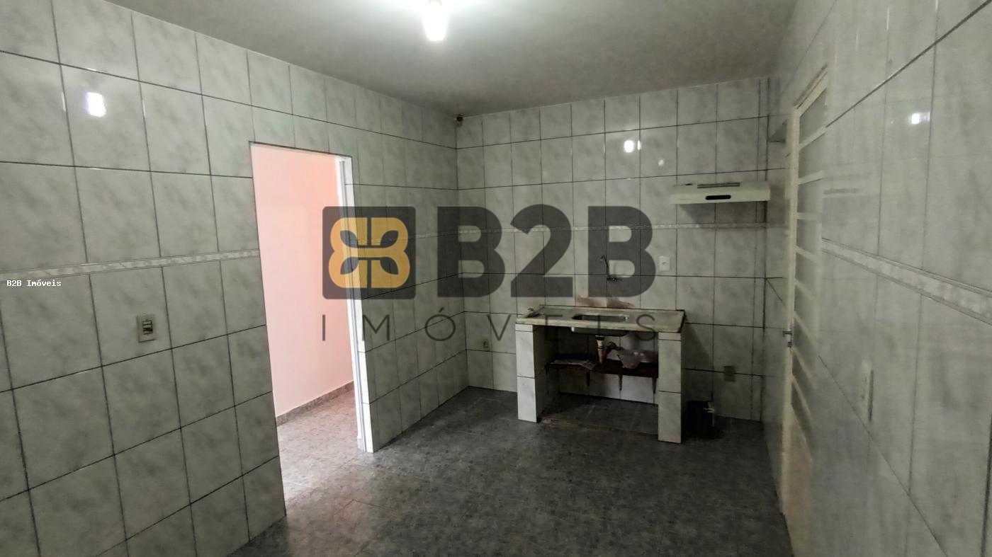 Casa à venda com 3 quartos, 98m² - Foto 14