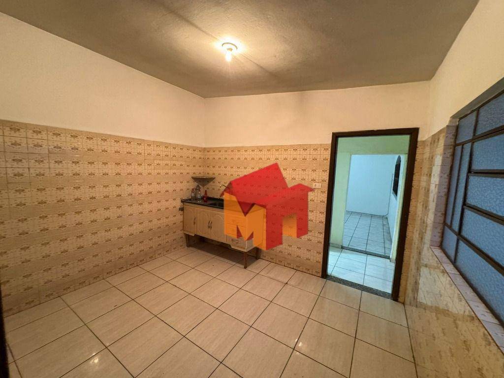 Casa à venda com 3 quartos, 175m² - Foto 15