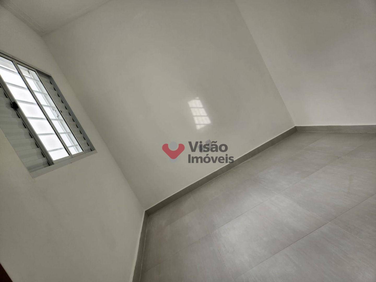 Casa à venda com 3 quartos, 92m² - Foto 8