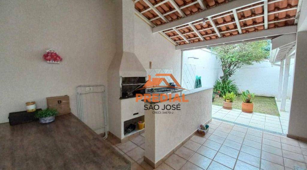 Casa de Condomínio à venda com 3 quartos, 190m² - Foto 14