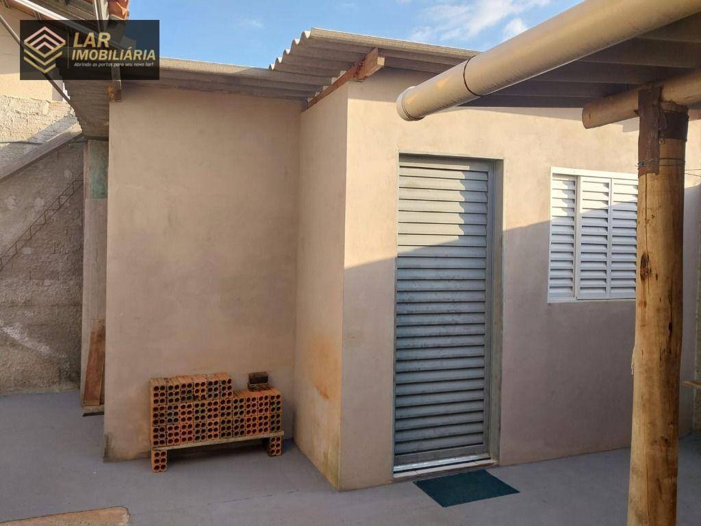 Casa à venda com 3 quartos, 59m² - Foto 5