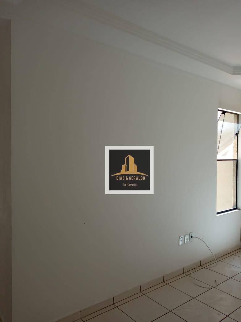 Apartamento à venda com 2 quartos, 55m² - Foto 2