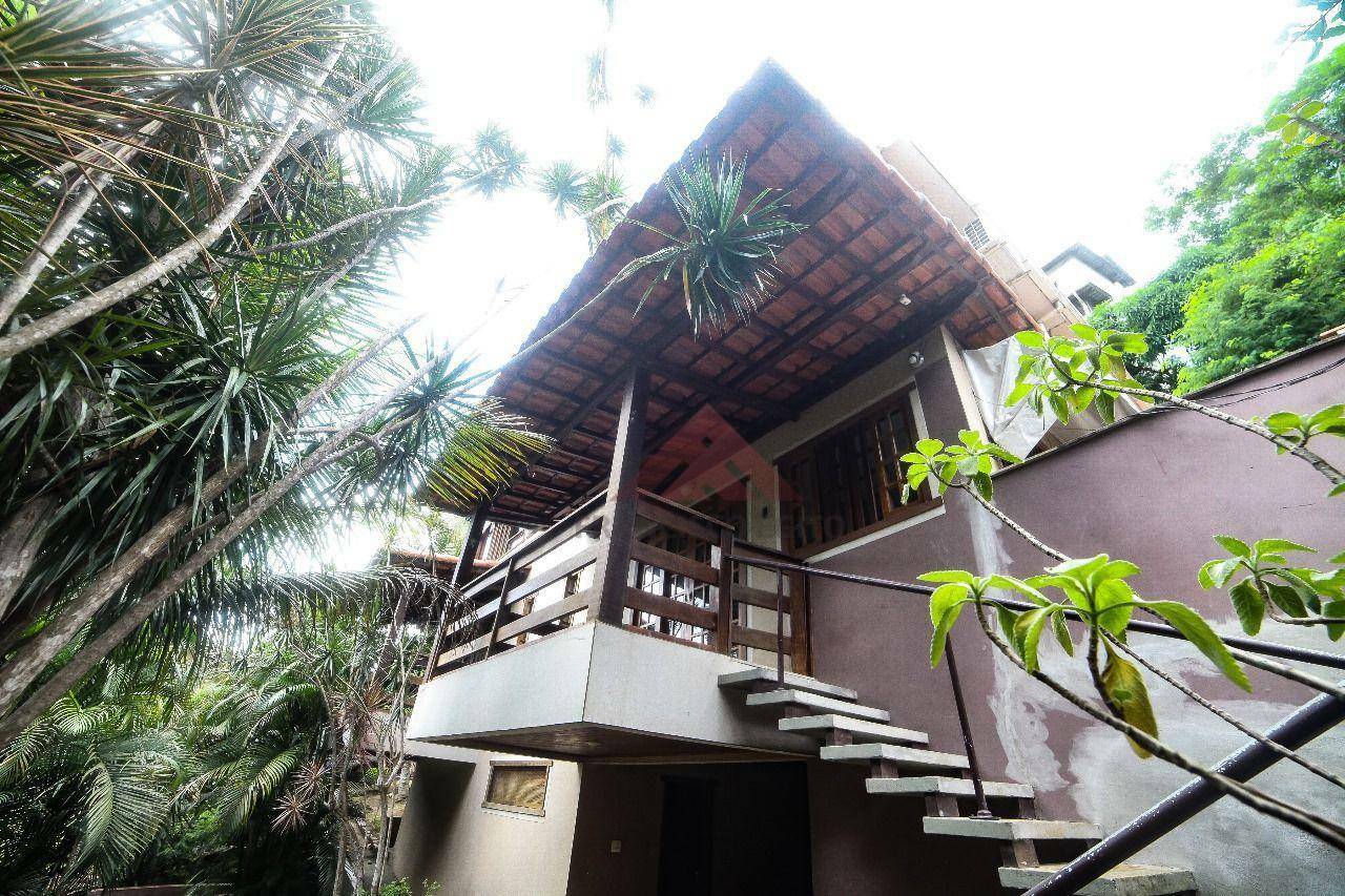 Casa de Condomínio à venda com 7 quartos, 412m² - Foto 43