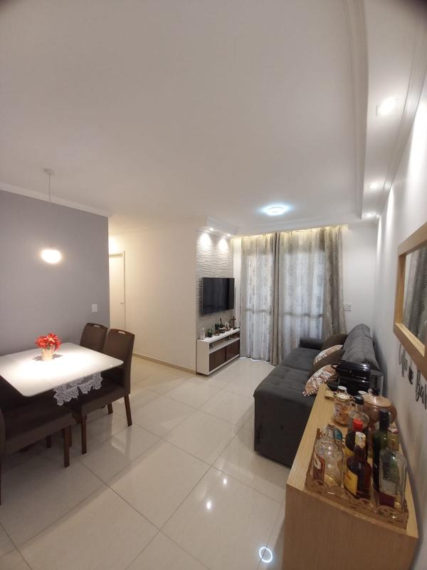 Apartamento à venda com 3 quartos, 74m² - Foto 1