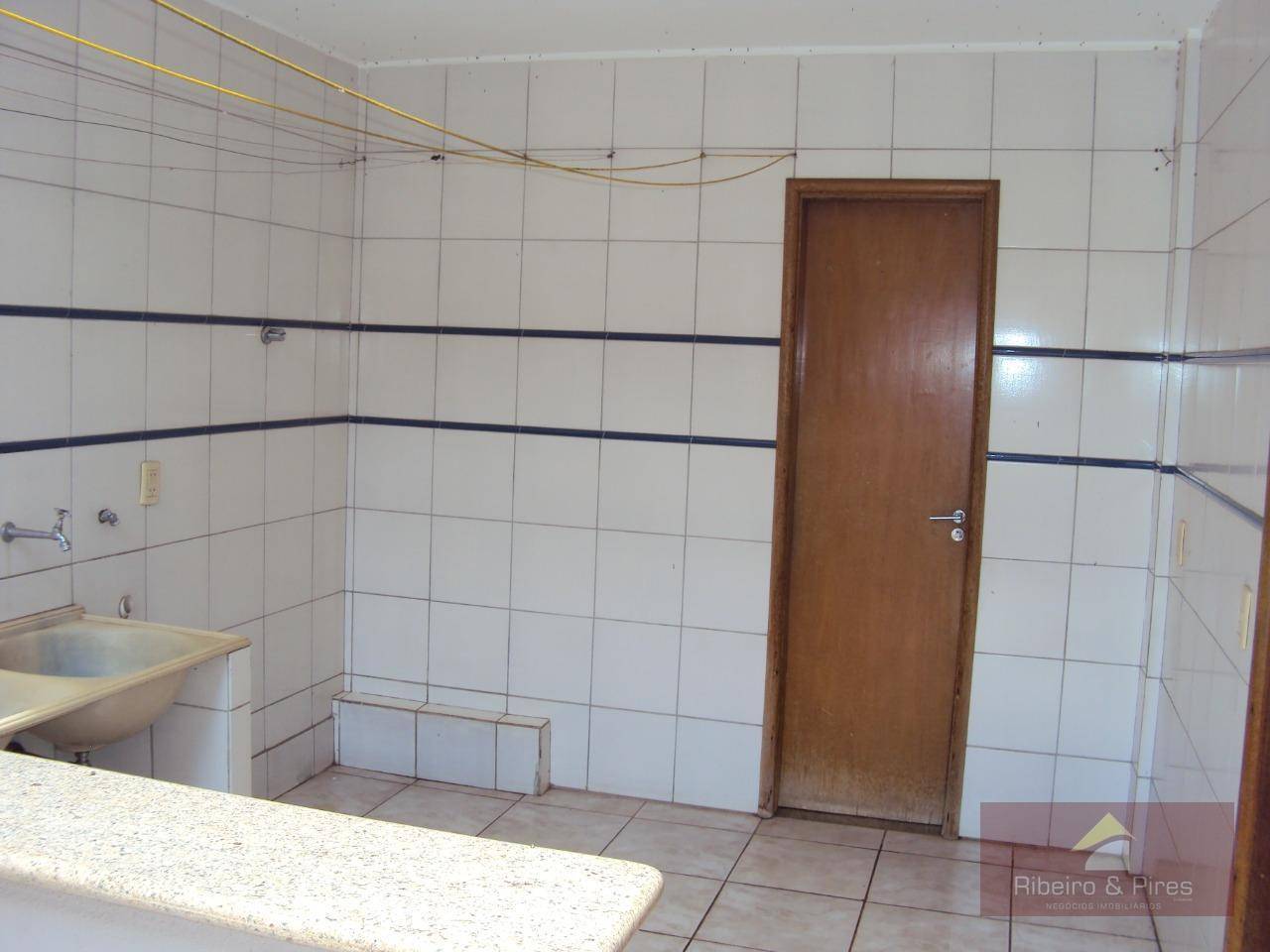 Sobrado à venda com 3 quartos, 200m² - Foto 26