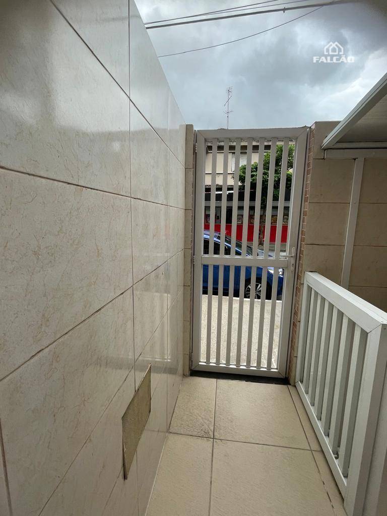 Sobrado à venda com 2 quartos, 127m² - Foto 35