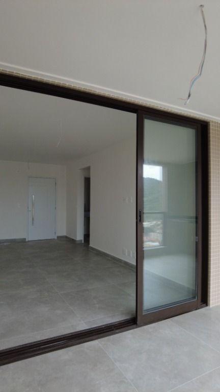 Apartamento à venda com 2 quartos, 123m² - Foto 3