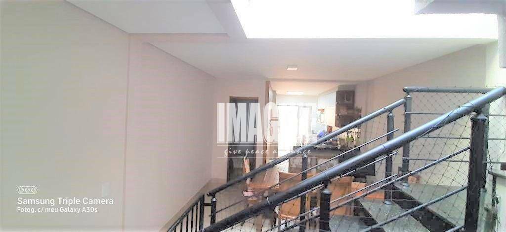 Sobrado à venda com 3 quartos, 160m² - Foto 4