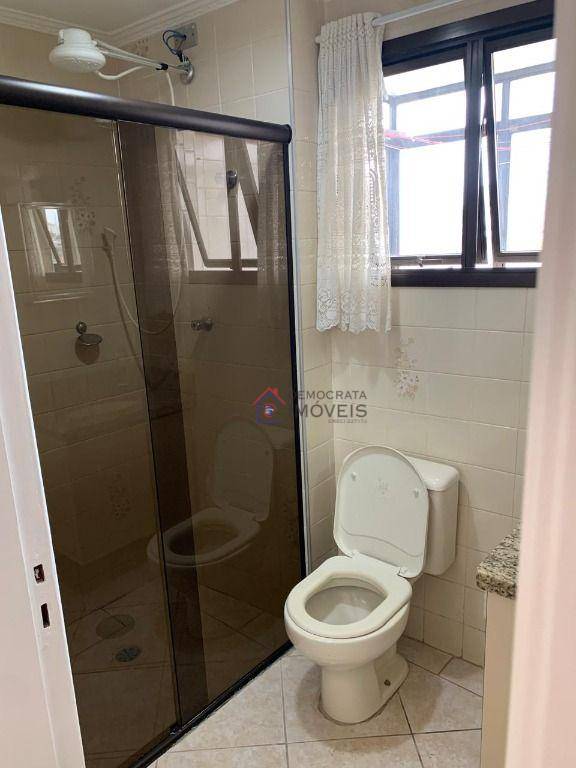 Apartamento à venda com 2 quartos, 68m² - Foto 9